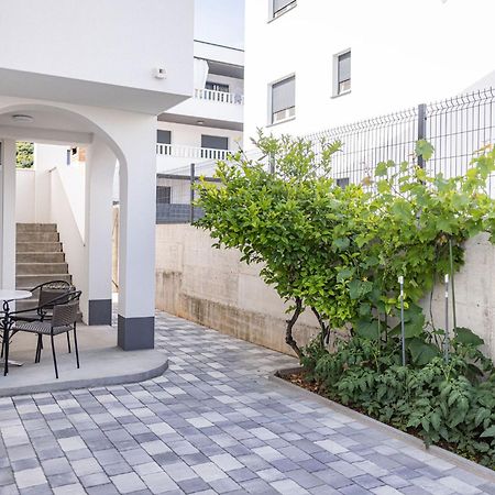 Apartments Veronika Trogir Exterior foto